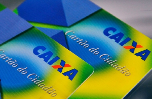 Conheça os benefícios e aprenda a solicitar o cartão do Cidadão