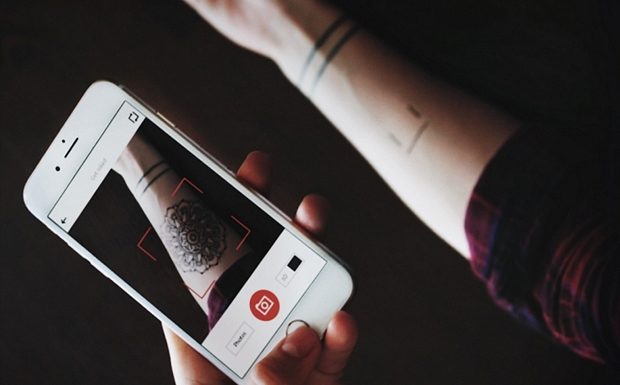 Conheça dois aplicativos para simular tatuagem