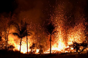 O que está por trás das pedras preciosas 'chovendo' do vulcão Kilauea