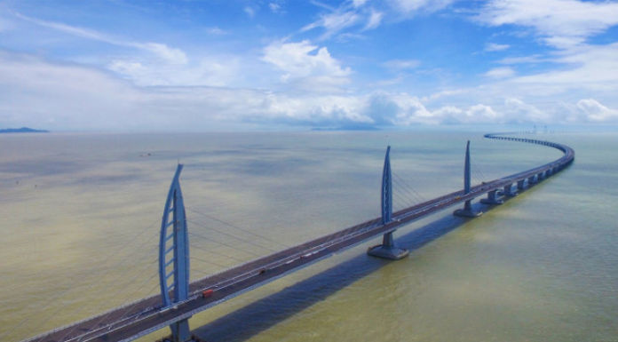Conheça a ponte de travessia marítima mais longa do mundo