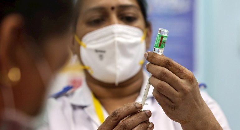 Ministério da Saúde confirma chegada de vacinas Oxford para esta sexta-feira (22)