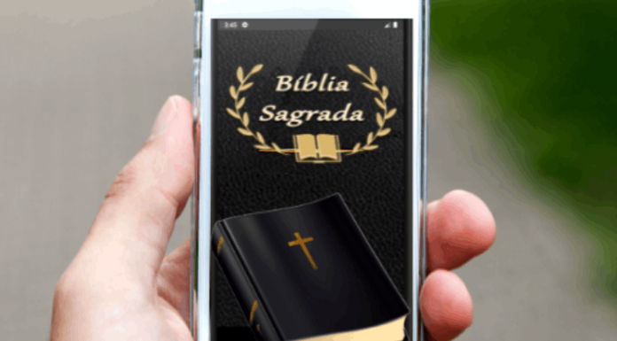 Aprenda como baixar o aplicativo Holy Bible: leia e ouça a Bíblia